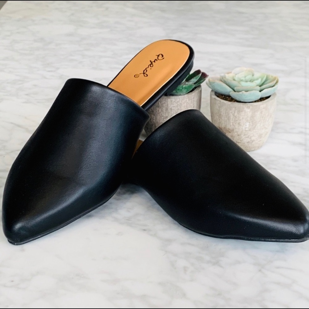 2 PAIRS LEFT! Vegan Leather Mule Slide Flats - Picture 4 of 4